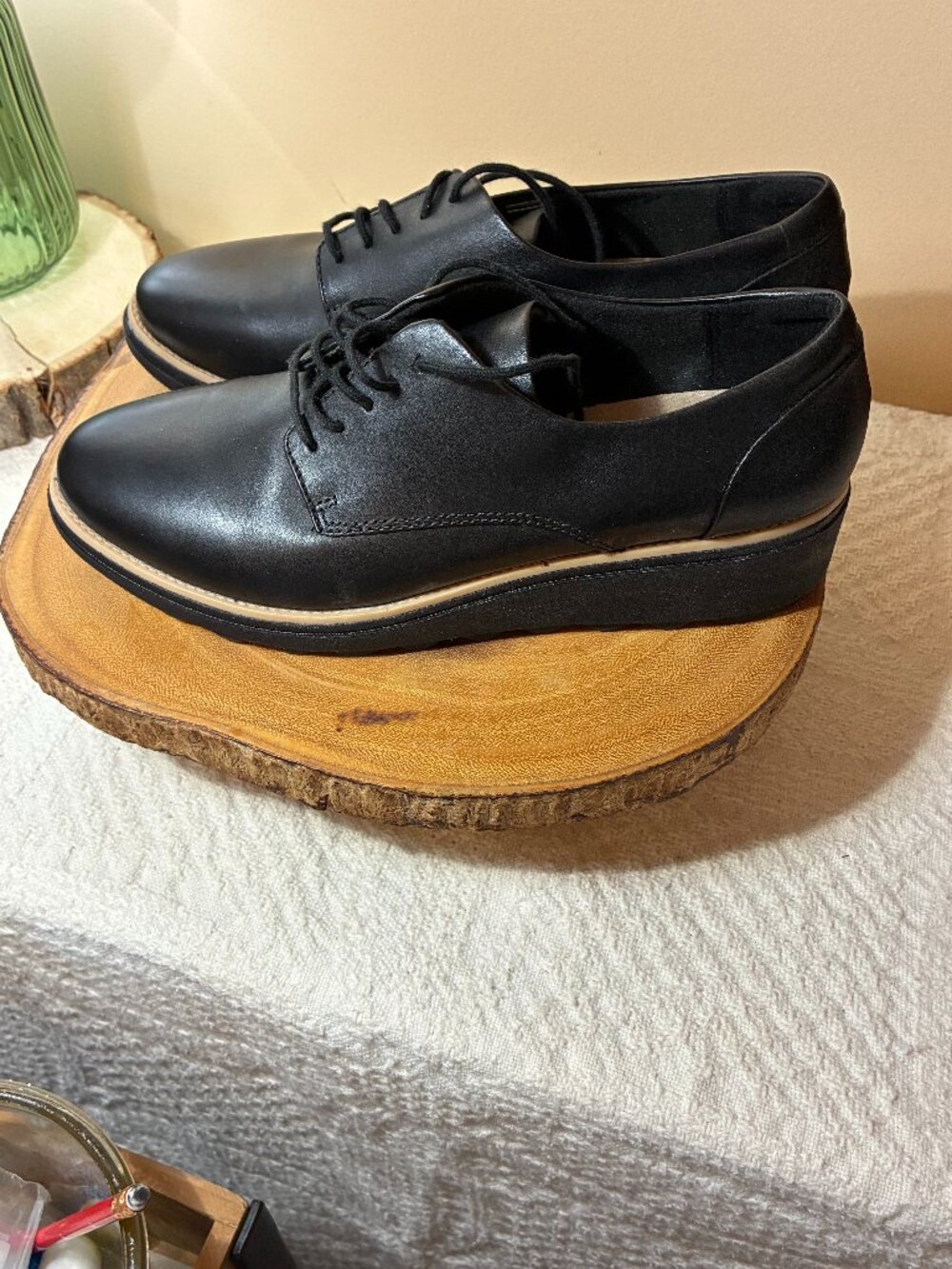 NWOT Clarks Sharon Noel Black Leather Wedge Oxfords Size 9M